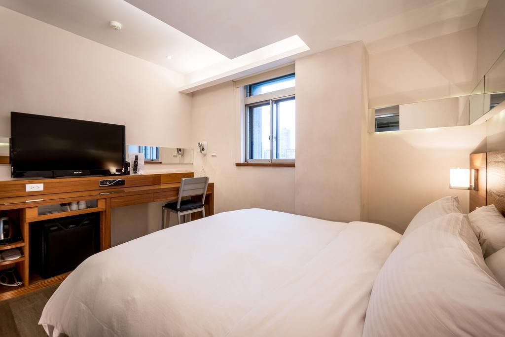 Royal Garden Hotel Taipei Exterior photo