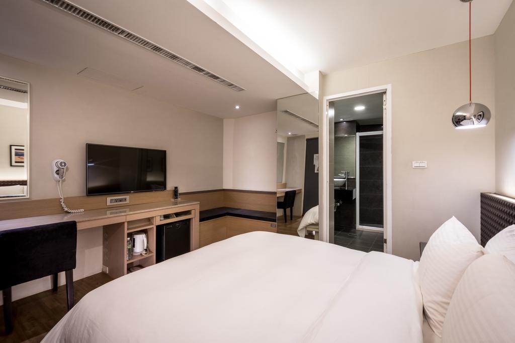 Royal Garden Hotel Taipei Exterior photo
