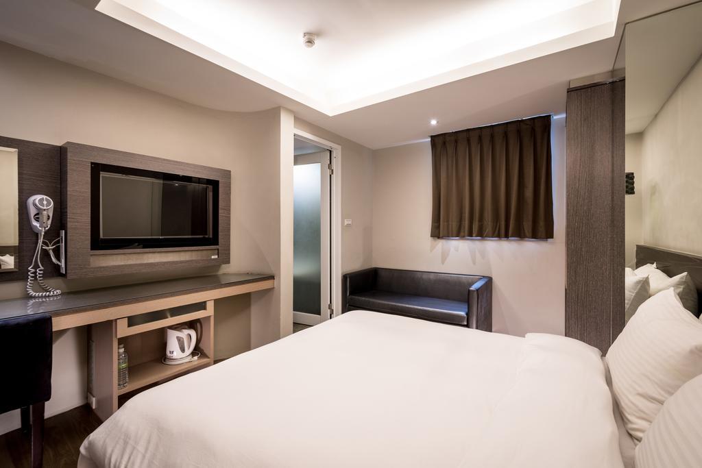 Royal Garden Hotel Taipei Exterior photo