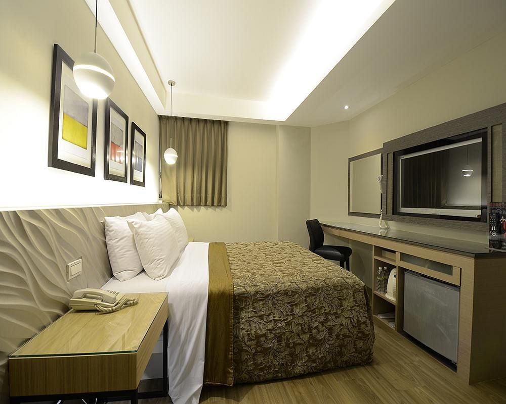 Royal Garden Hotel Taipei Exterior photo