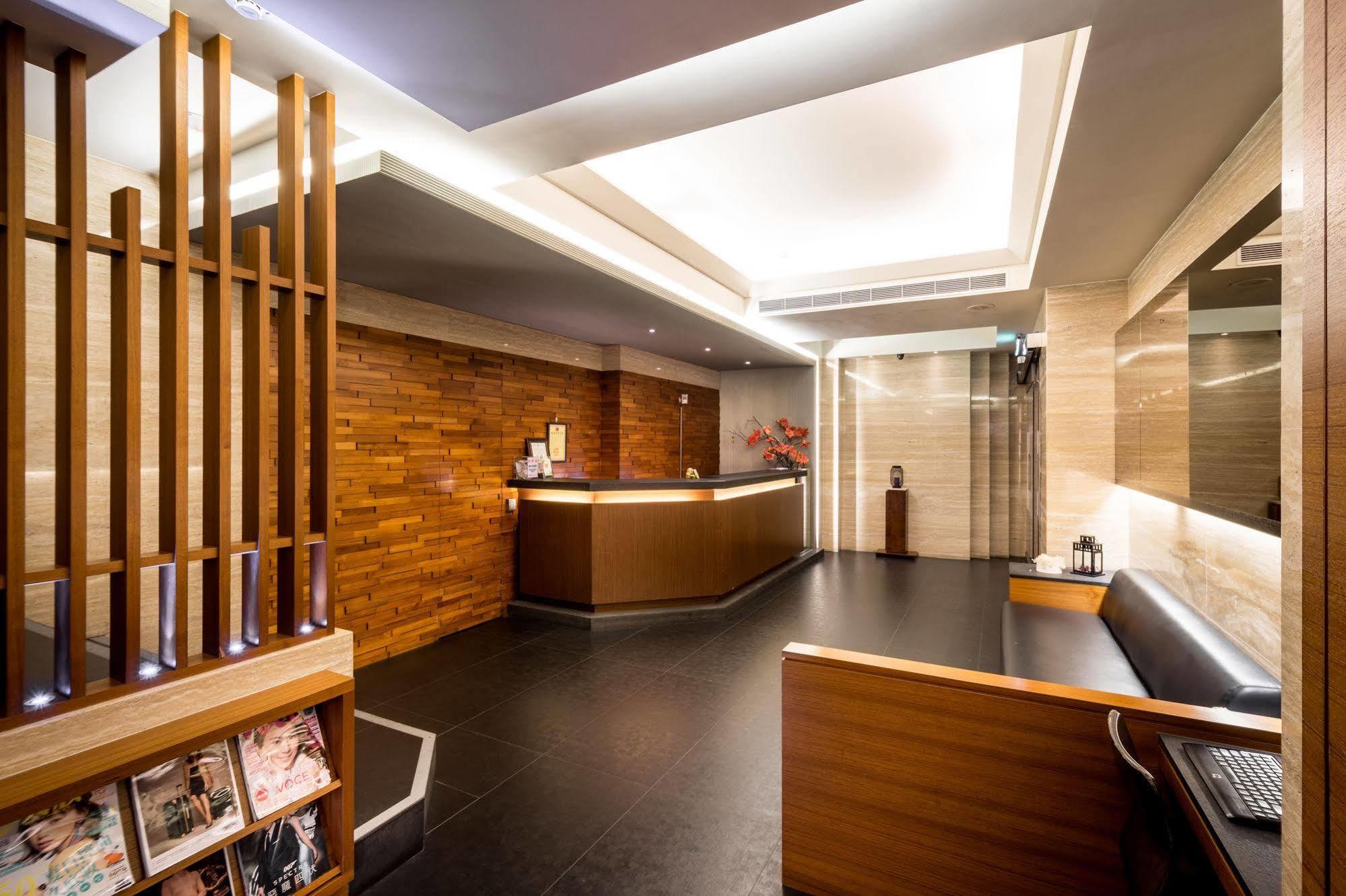 Royal Garden Hotel Taipei Exterior photo